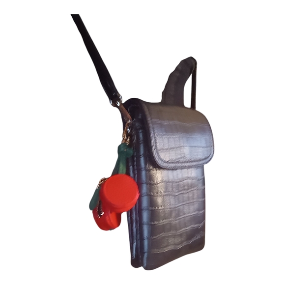 Befen Handbags - Befen Black Leather Croc Embossed Crossbody Bag
